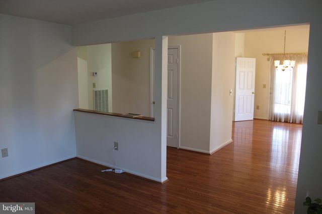 9217 HOBART ST, Springdale, MD 20774