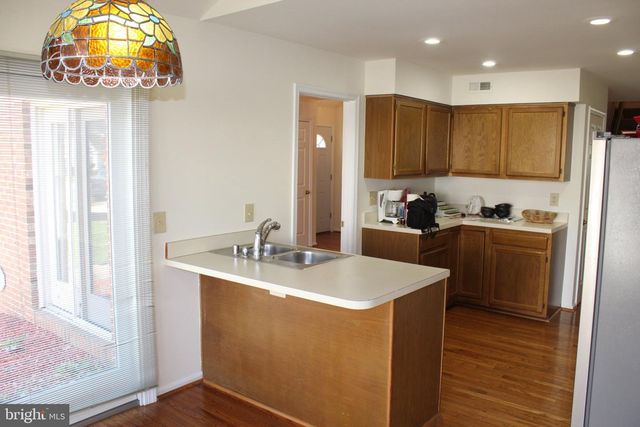 9217 HOBART ST, Springdale, MD 20774