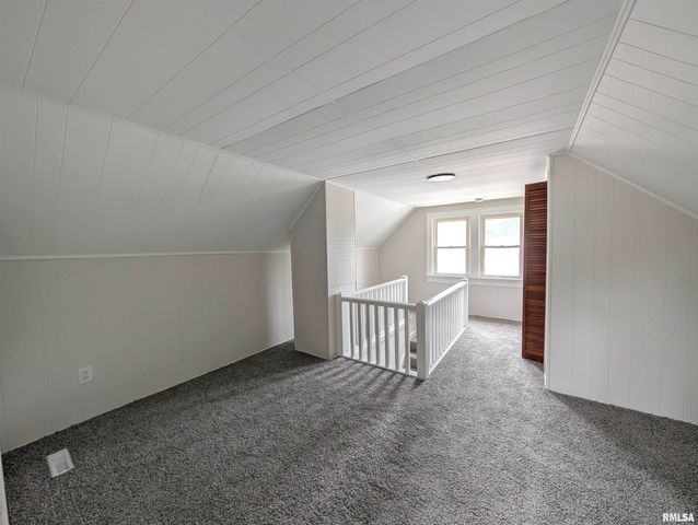 552 CAROLA Street, Creve Coeur, IL 61610