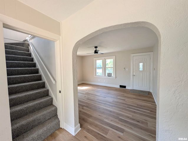 552 CAROLA Street, Creve Coeur, IL 61610