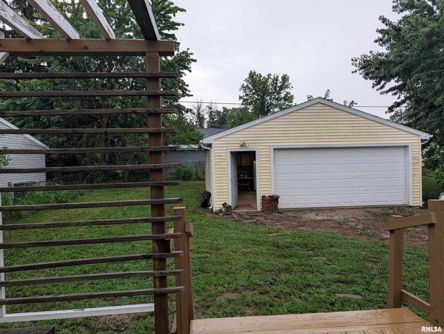 552 CAROLA Street, Creve Coeur, IL 61610