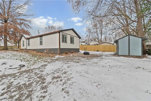 811 S Marion Avenue, Independence, MO 64052