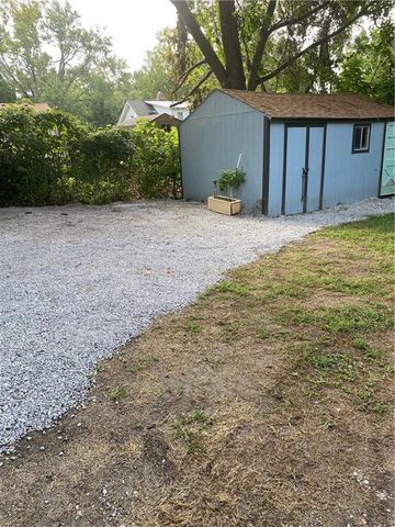 811 S Marion Avenue, Independence, MO 64052