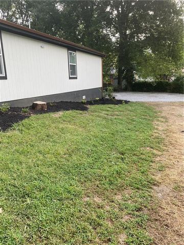 811 S Marion Avenue, Independence, MO 64052