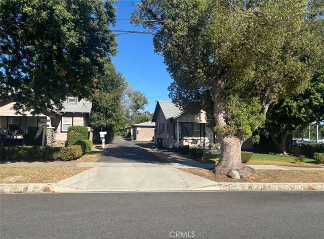 650 N Third Avenue B, Upland, CA 91786