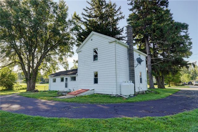 5544 Holtz Road, Farmington, NY 14425