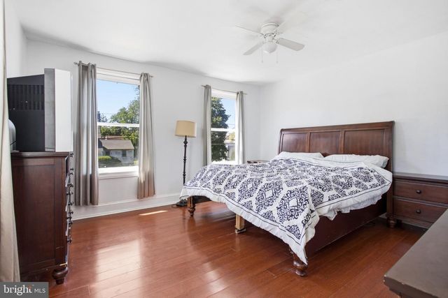 12 LINDEN AVE, Rutledge, PA 19070