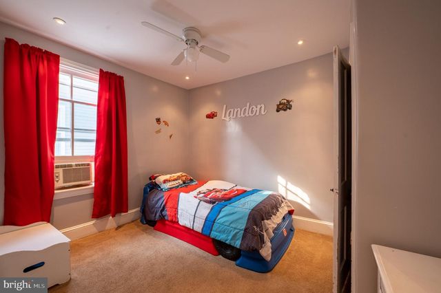 12 LINDEN AVE, Rutledge, PA 19070