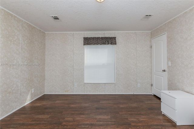 21661 NW 8th Ct, Pembroke Pines, FL 33029