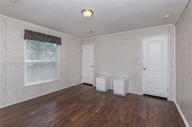 21661 NW 8th Ct, Pembroke Pines, FL 33029