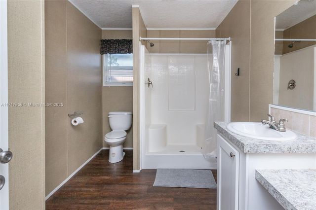 21661 NW 8th Ct, Pembroke Pines, FL 33029