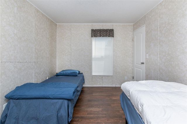 21661 NW 8th Ct, Pembroke Pines, FL 33029