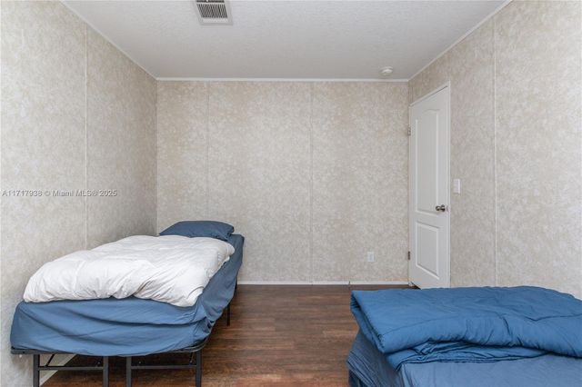 21661 NW 8th Ct, Pembroke Pines, FL 33029