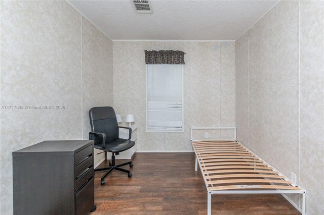 21661 NW 8th Ct, Pembroke Pines, FL 33029