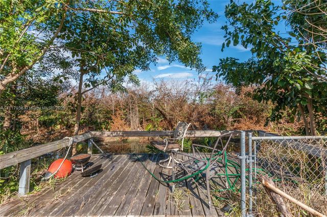 21661 NW 8th Ct, Pembroke Pines, FL 33029