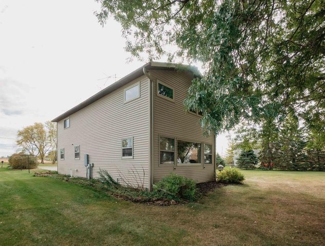 N1637 GLADWATER BEACH ROAD, Malone, WI 53049