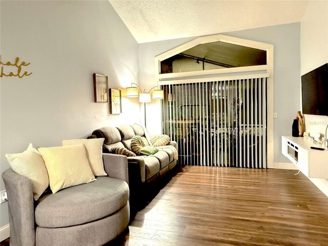2165 CASTLE POINT 2165, Winter Haven, FL 33880