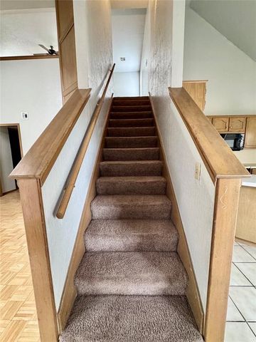 2407 Lakecrest Drive, Moore, OK 73170