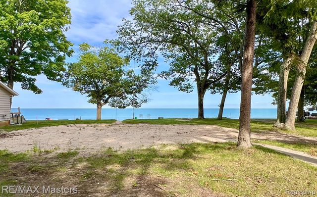 1070 N Huron Road, Tawas City, MI 48763