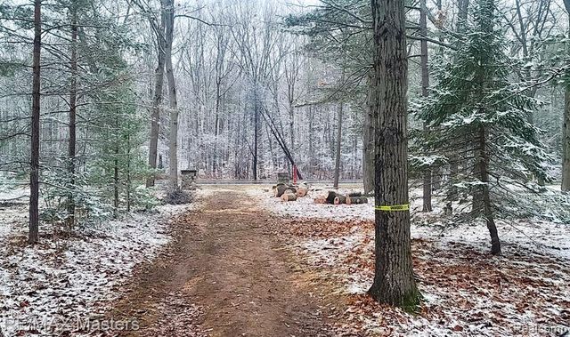 1070 N Huron Road, Tawas City, MI 48763