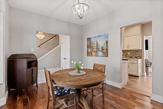 1834 HUNTERS CREEK DR, Germantown, TN 38138