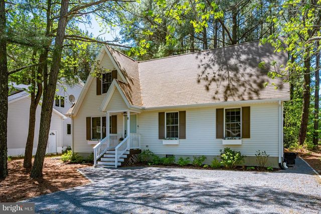 8 BRIDGEWATER RD, Ocean Pines, MD 21811