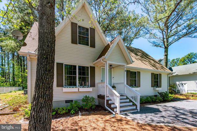 8 BRIDGEWATER RD, Ocean Pines, MD 21811