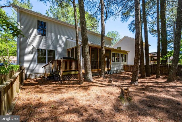 8 BRIDGEWATER RD, Ocean Pines, MD 21811