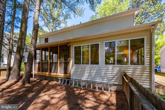 8 BRIDGEWATER RD, Ocean Pines, MD 21811