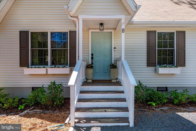 8 BRIDGEWATER RD, Ocean Pines, MD 21811