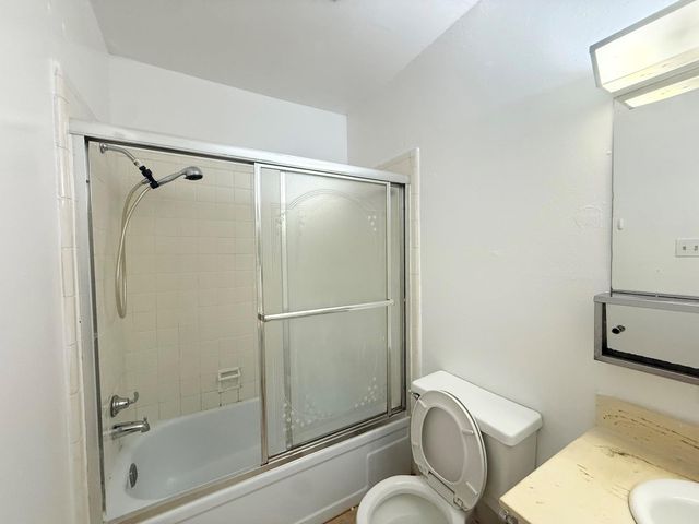 11451 Beechnut St, Houston, TX 77072