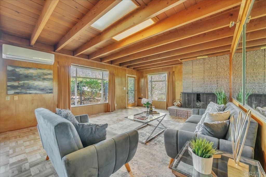 820 E 5th Avenue -, Escondido, CA 92025 — exterior