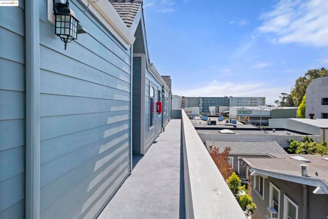 1050 Kains Ave. 3, Albany, CA 94706