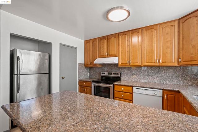 1050 Kains Ave. 3, Albany, CA 94706