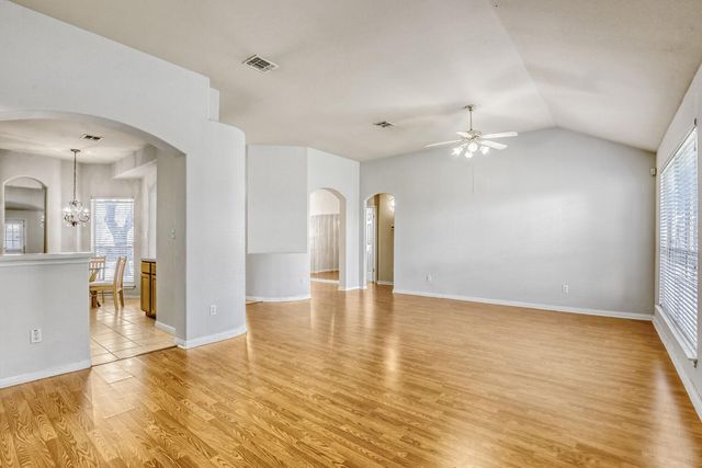 700 Runners RDG, Pflugerville, TX 78660