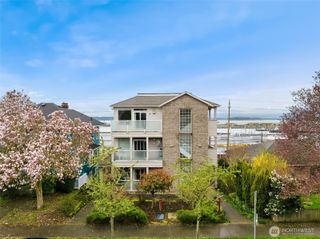 2420 Grand Avenue #303, Everett, WA 98201