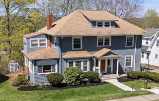 28 Maplewood Rd, Worcester, MA 01602