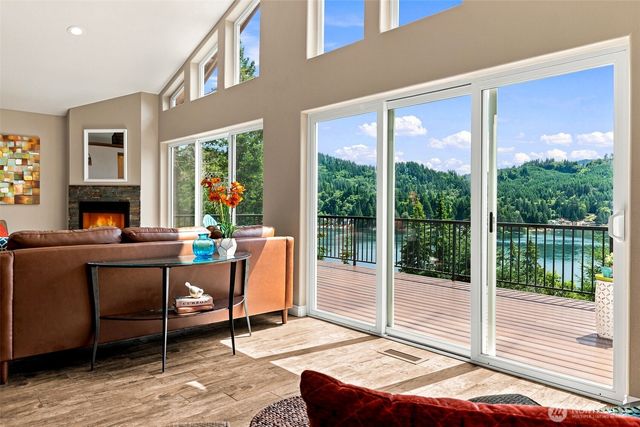 2040 Summit Lake Shore Road NW, Olympia, WA 98502