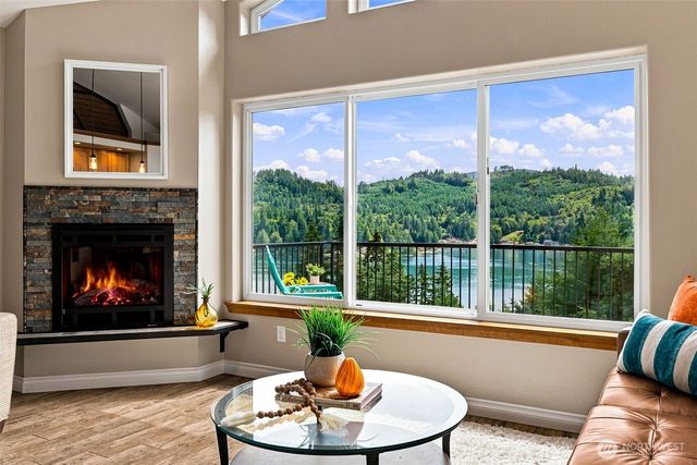 2040 Summit Lake Shore Road NW, Olympia, WA 98502