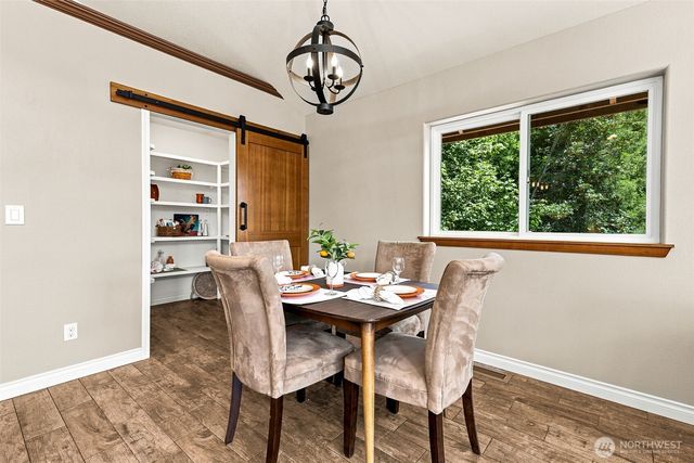 2040 Summit Lake Shore Road NW, Olympia, WA 98502