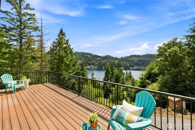 2040 Summit Lake Shore Road NW, Olympia, WA 98502
