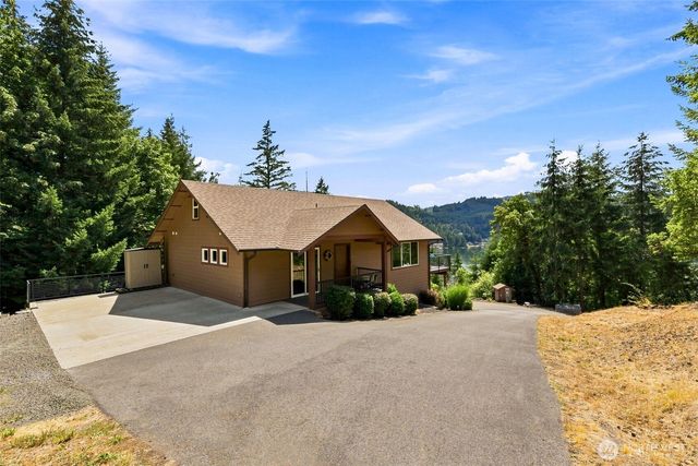 2040 Summit Lake Shore Road NW, Olympia, WA 98502