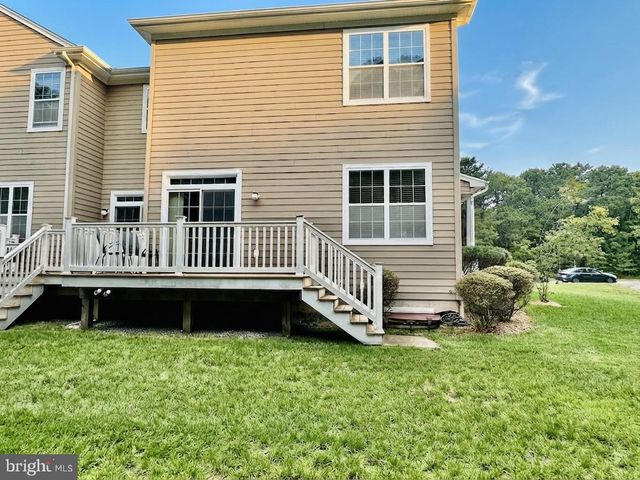281 HAWTHORNE LN, Barnegat, NJ 08005