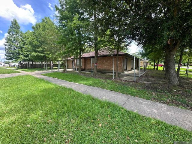 12750 Coursey Boulevard, Baton Rouge, LA 70816