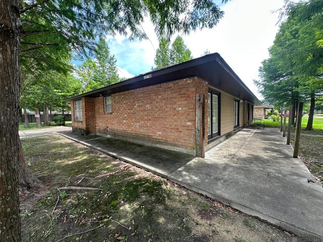 12750 Coursey Boulevard, Baton Rouge, LA 70816
