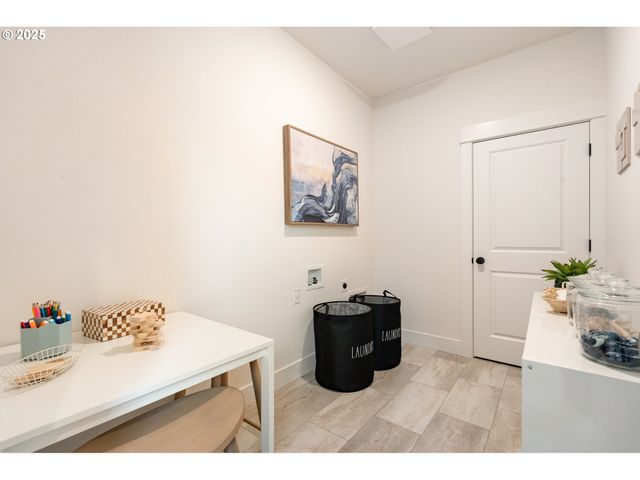 16483 Nw Blaire Ln L 117, Portland, OR 97229