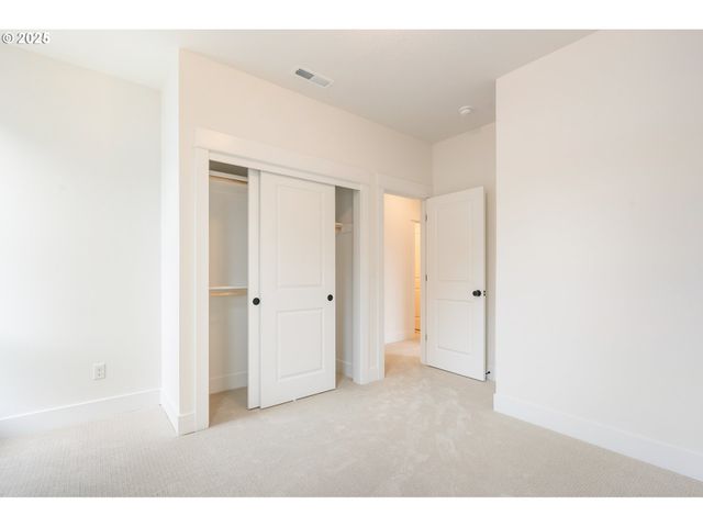 16483 Nw Blaire Ln L 117, Portland, OR 97229