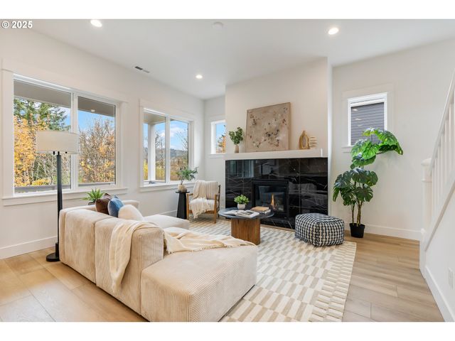 16483 Nw Blaire Ln L 117, Portland, OR 97229