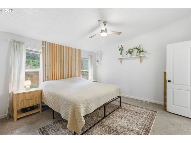 7300 Ne 410TH St, La Center, WA 98629