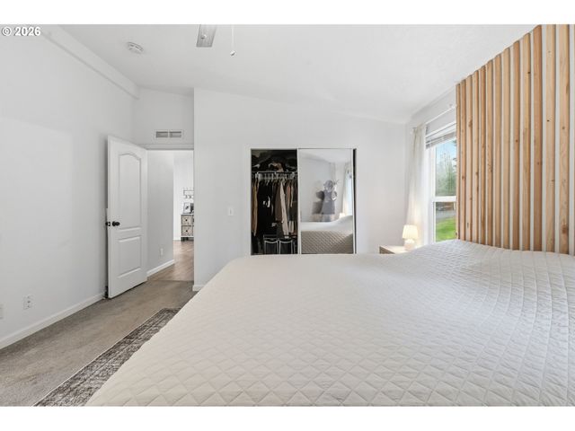 7300 Ne 410TH St, La Center, WA 98629